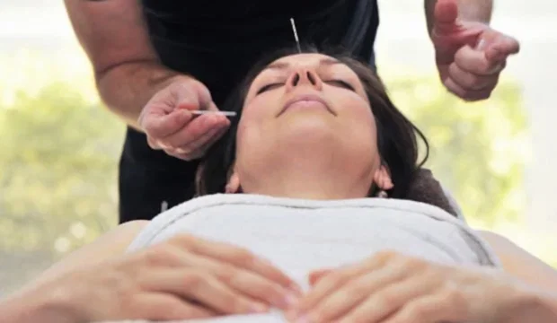 Akupunktur İle Bulantı Kusma Tedavisi