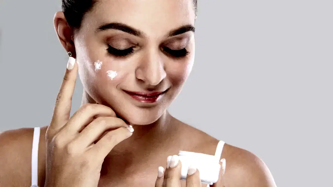 Leke Tedavisinde Güneş Kreminin Önemi