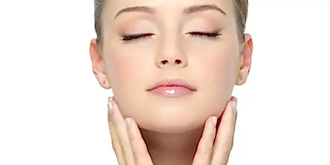 Akne İzi Tedavisinde Altın İğne